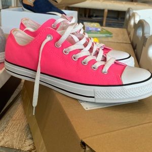 Pink neon women’s converse size 11.5